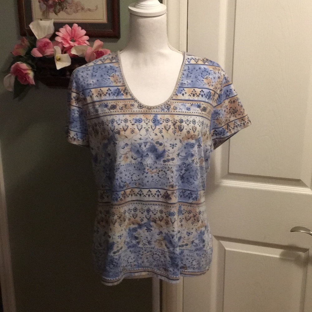 Gloria Vanderbilt shirt